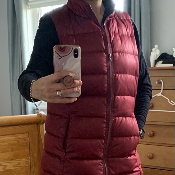 Roots Puffer Vest - Picture 3 of 6